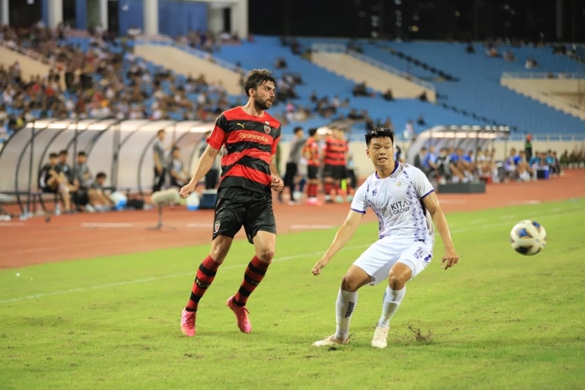 Đại diện Hàn Quốc thắng dễ đội mạnh nhất V-League
